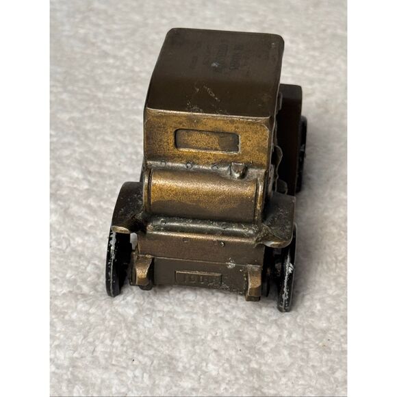 Vintage Banthrico 1908 Buick Die Cast Metal Car Coin Bank - Picture 5 of 10